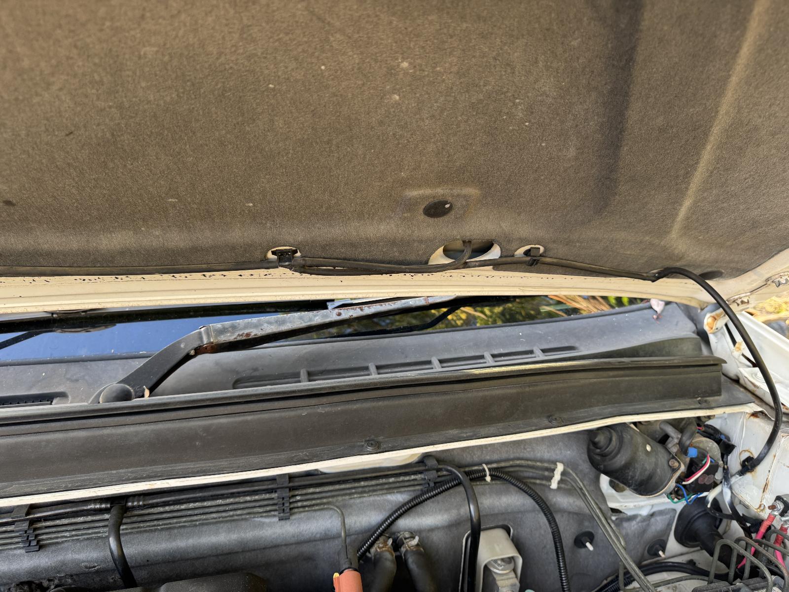 View GREAT WALL V200/V240 2012 4 Door Utility Breaking
