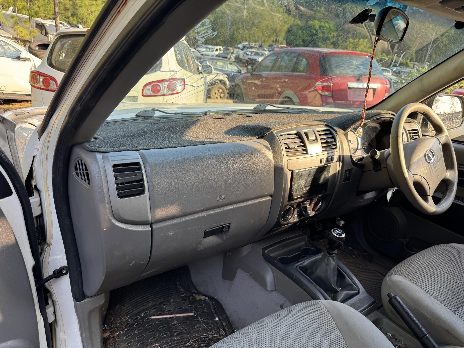 View GREAT WALL V200/V240 2012 4 Door Utility Breaking