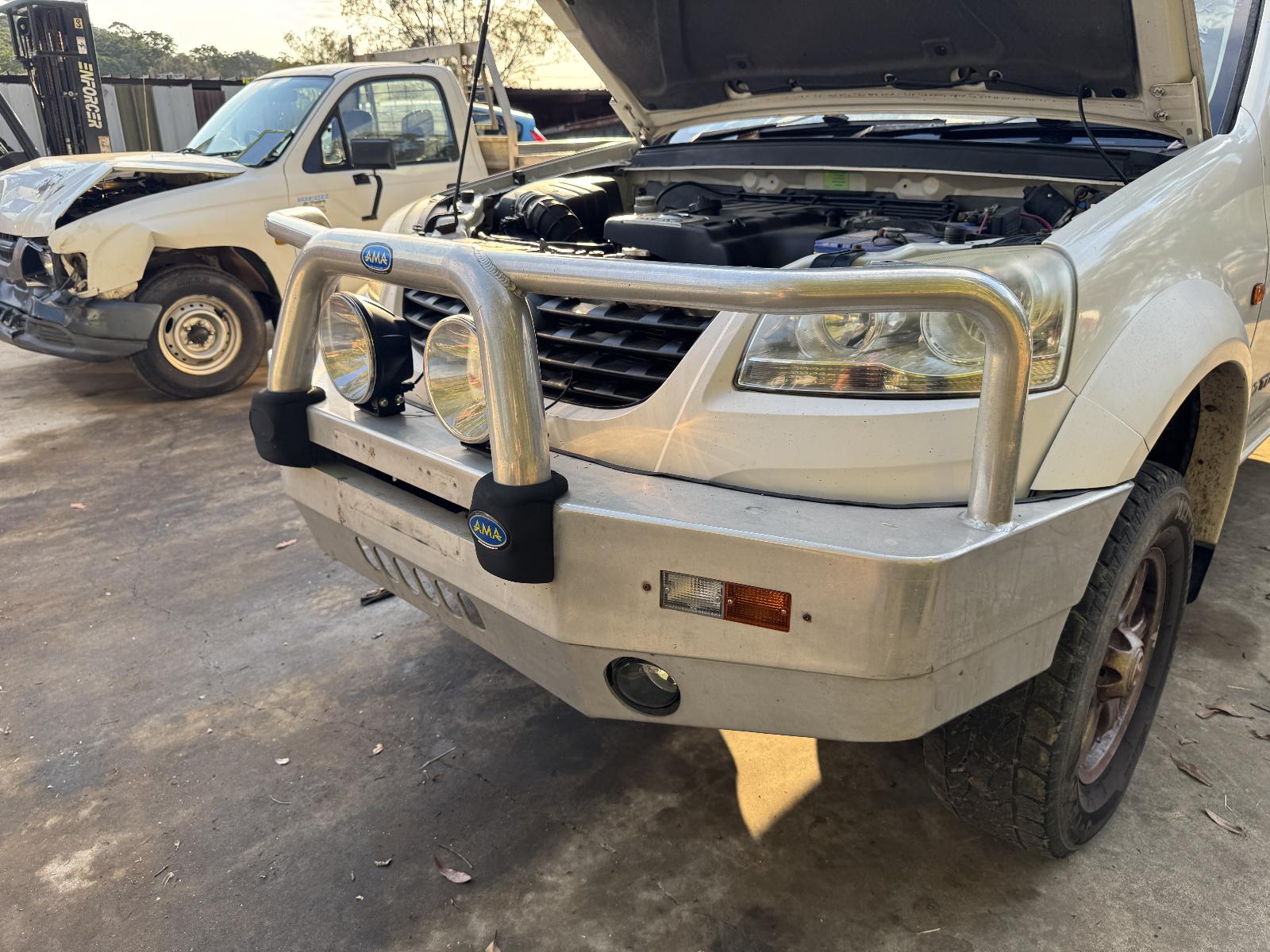 View GREAT WALL V200/V240 2012 4 Door Utility Breaking