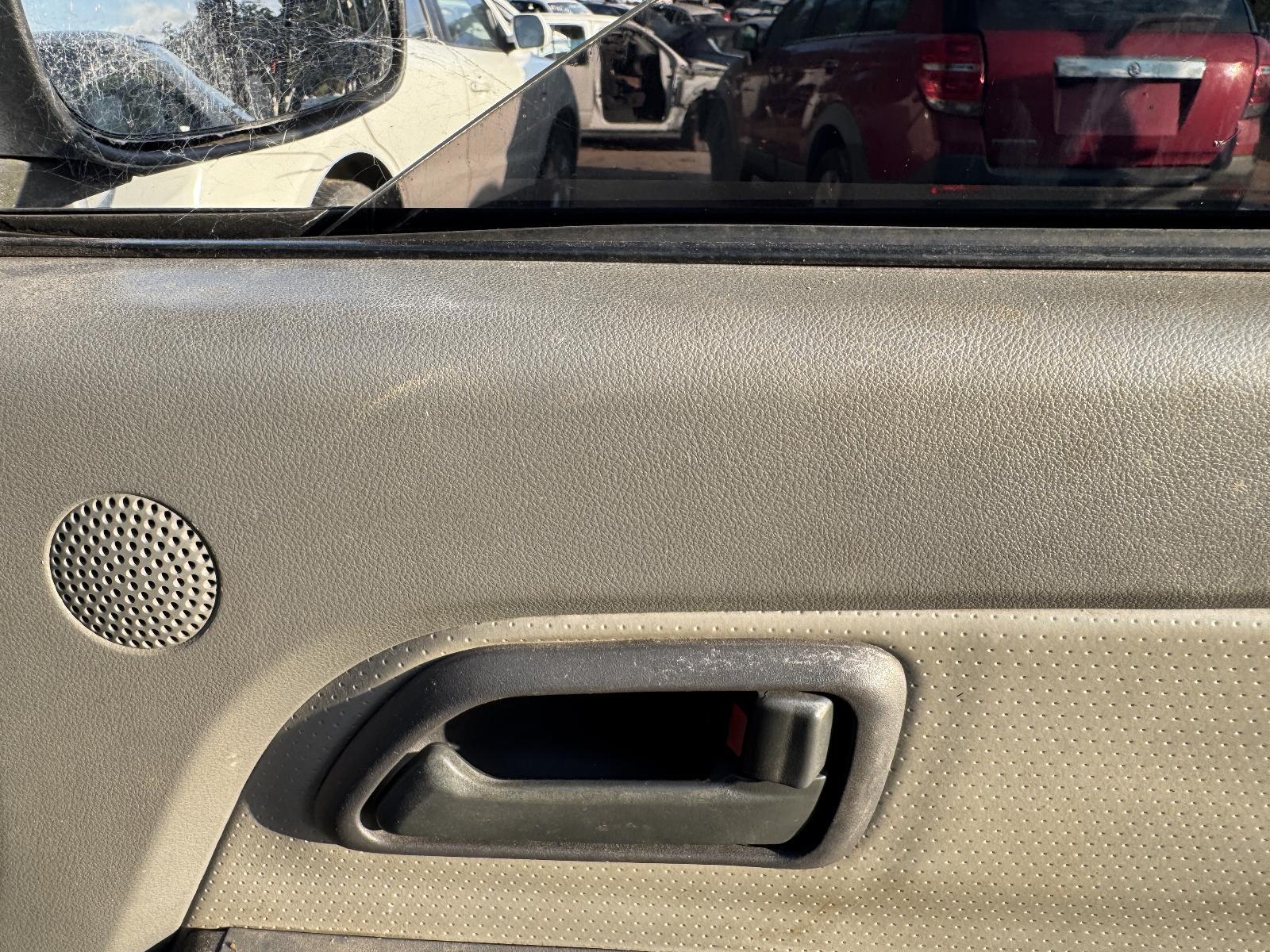 View GREAT WALL V200/V240 2012 4 Door Utility Breaking