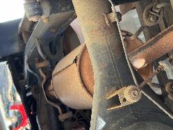 View TOYOTA HILUX 2002 2 Door Pickup Breaking