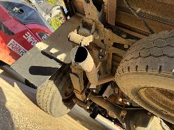 View TOYOTA HILUX 2002 2 Door Pickup Breaking