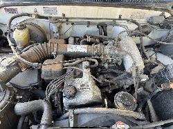View TOYOTA HILUX 2002 2 Door Pickup Breaking