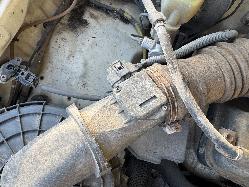 View TOYOTA HILUX 2002 2 Door Pickup Breaking