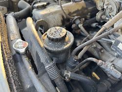 View TOYOTA HILUX 2002 2 Door Pickup Breaking