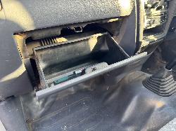 View TOYOTA HILUX 2002 2 Door Pickup Breaking