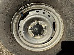 View TOYOTA HILUX 2002 2 Door Pickup Breaking