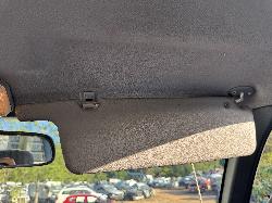 View TOYOTA HILUX 2002 2 Door Pickup Breaking