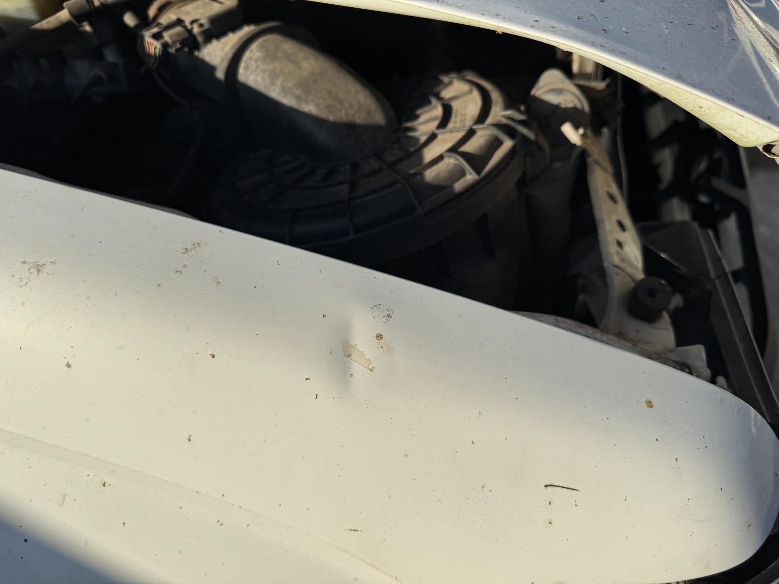 View TOYOTA HILUX 2002 2 Door Pickup Breaking
