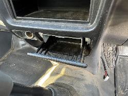 View TOYOTA HILUX 2002 2 Door Pickup Breaking