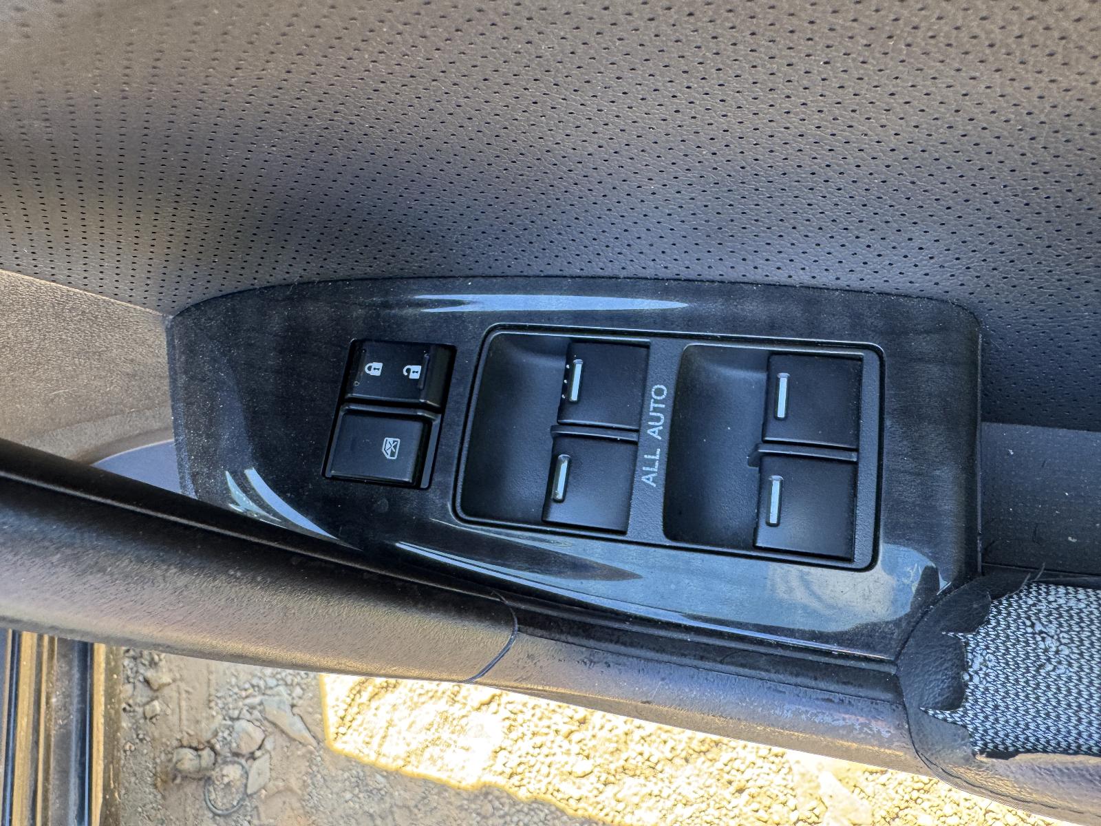 View HONDA ACCORD 2010 4 Door Sedan Breaking
