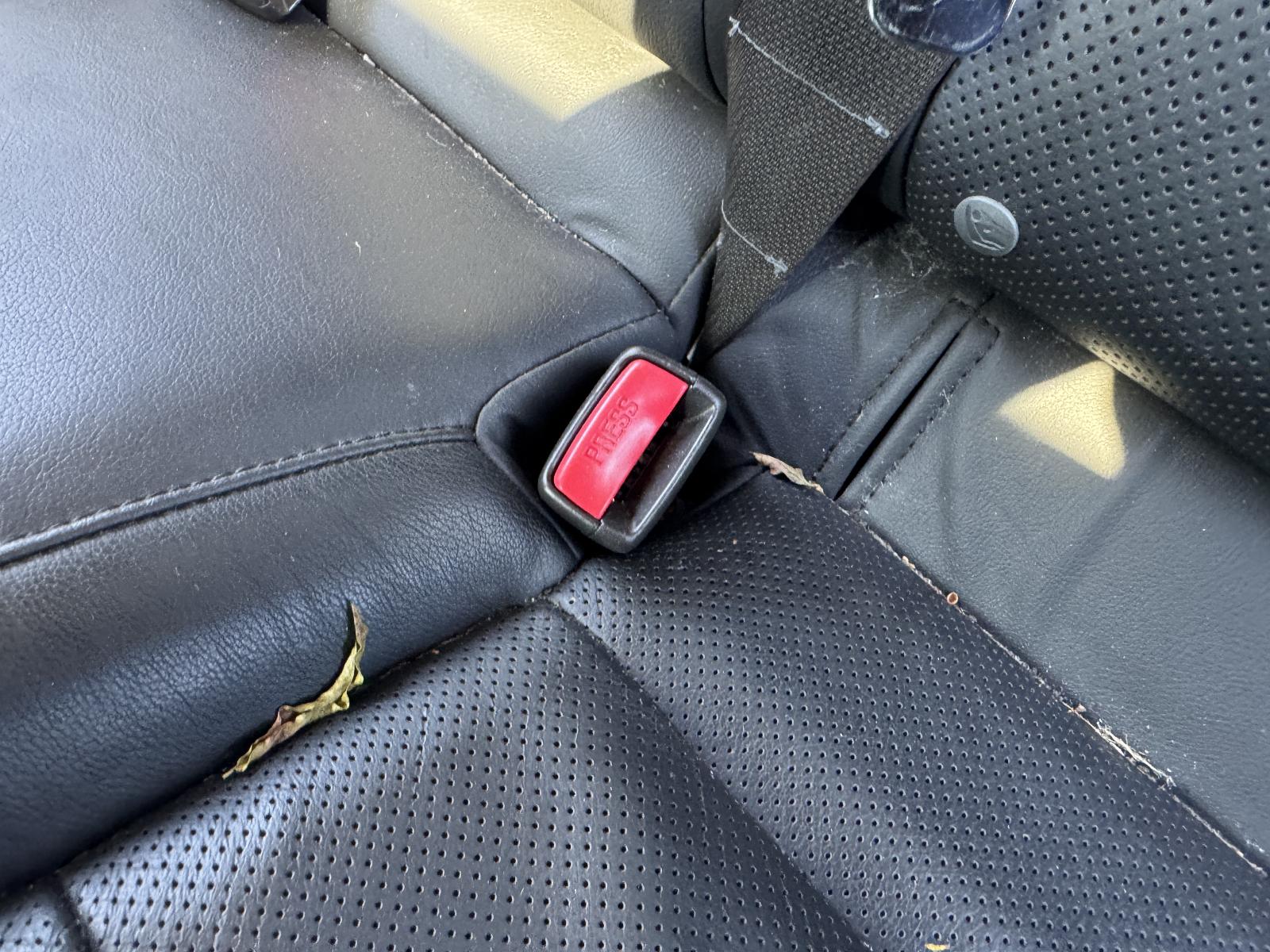 View HONDA ACCORD 2010 4 Door Sedan Breaking