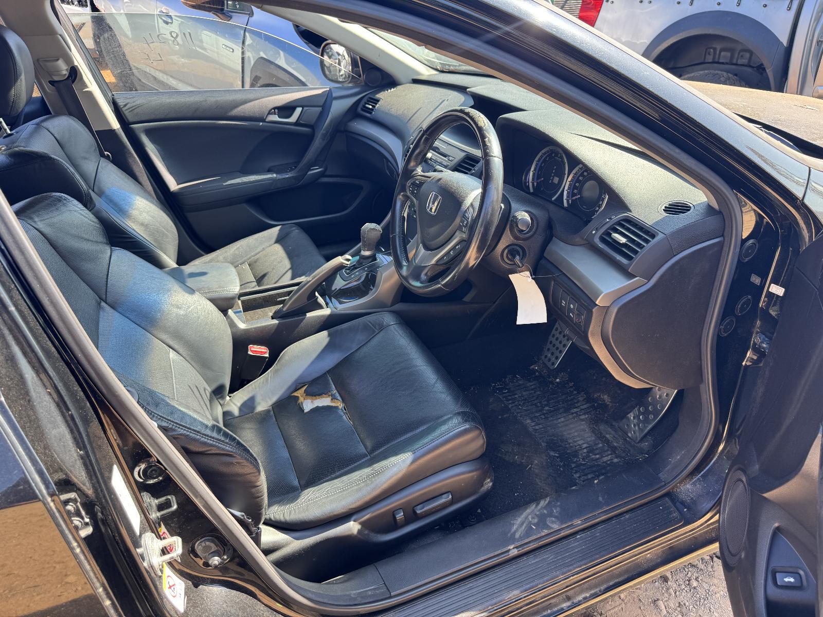 View HONDA ACCORD 2010 4 Door Sedan Breaking