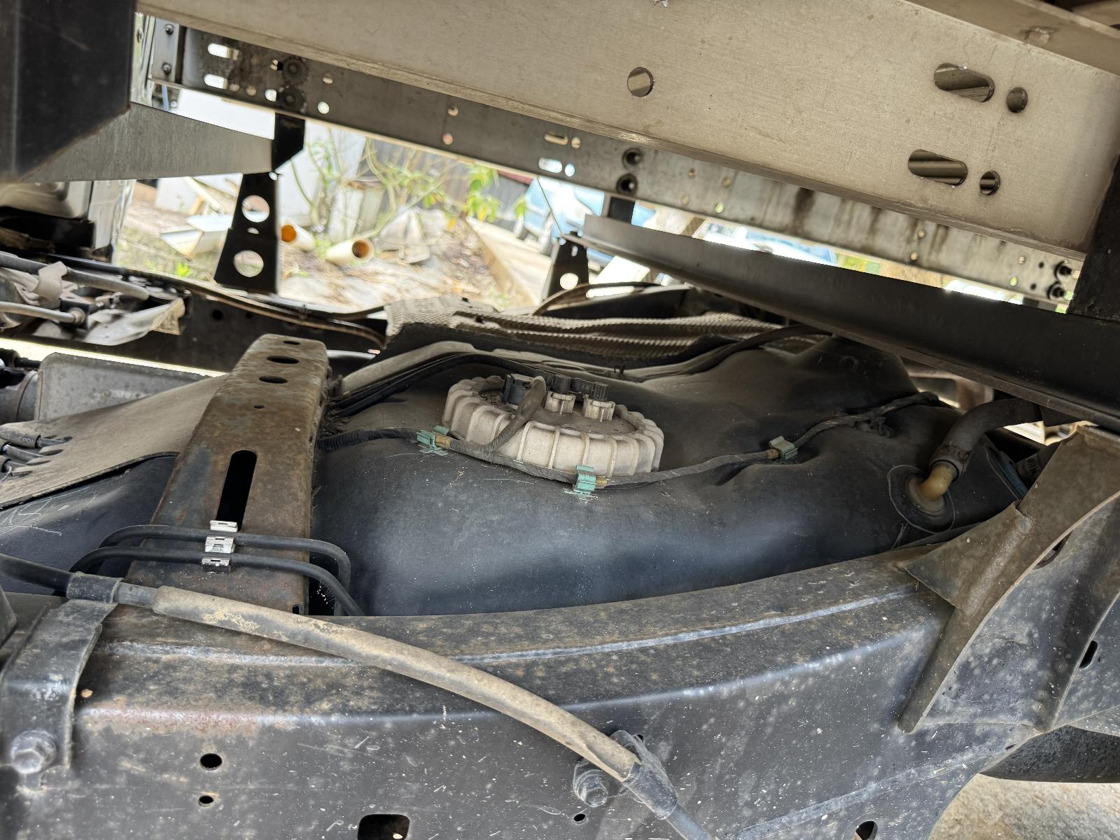 View TOYOTA HILUX 2010 2 Door Utility Breaking