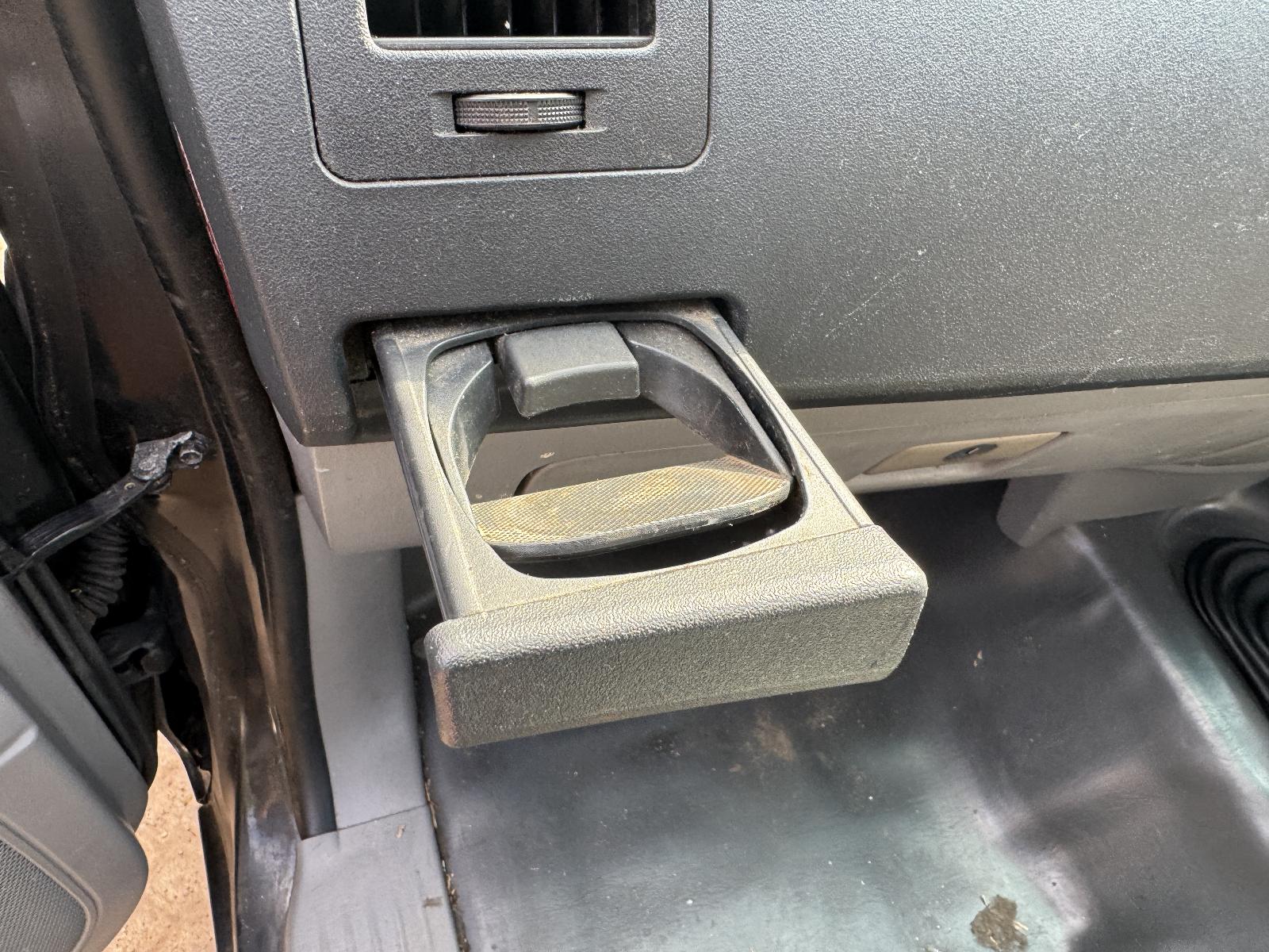 View TOYOTA HILUX 2010 2 Door Utility Breaking