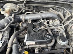 View TOYOTA HILUX 2010 2 Door Utility Breaking