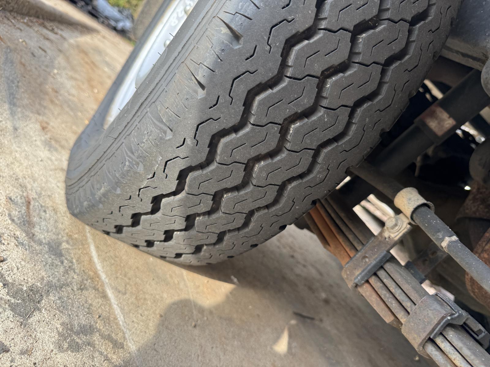 View TOYOTA HILUX 2010 2 Door Utility Breaking