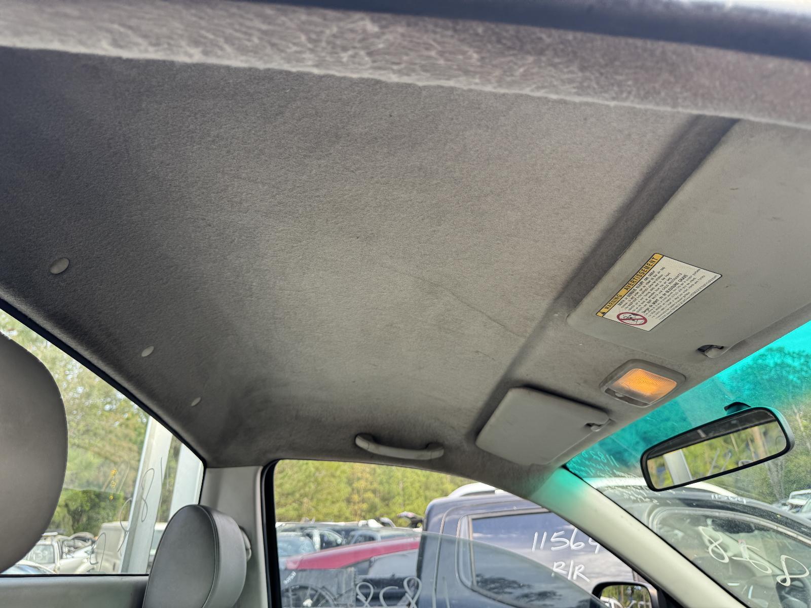 View TOYOTA HILUX 2010 2 Door Utility Breaking