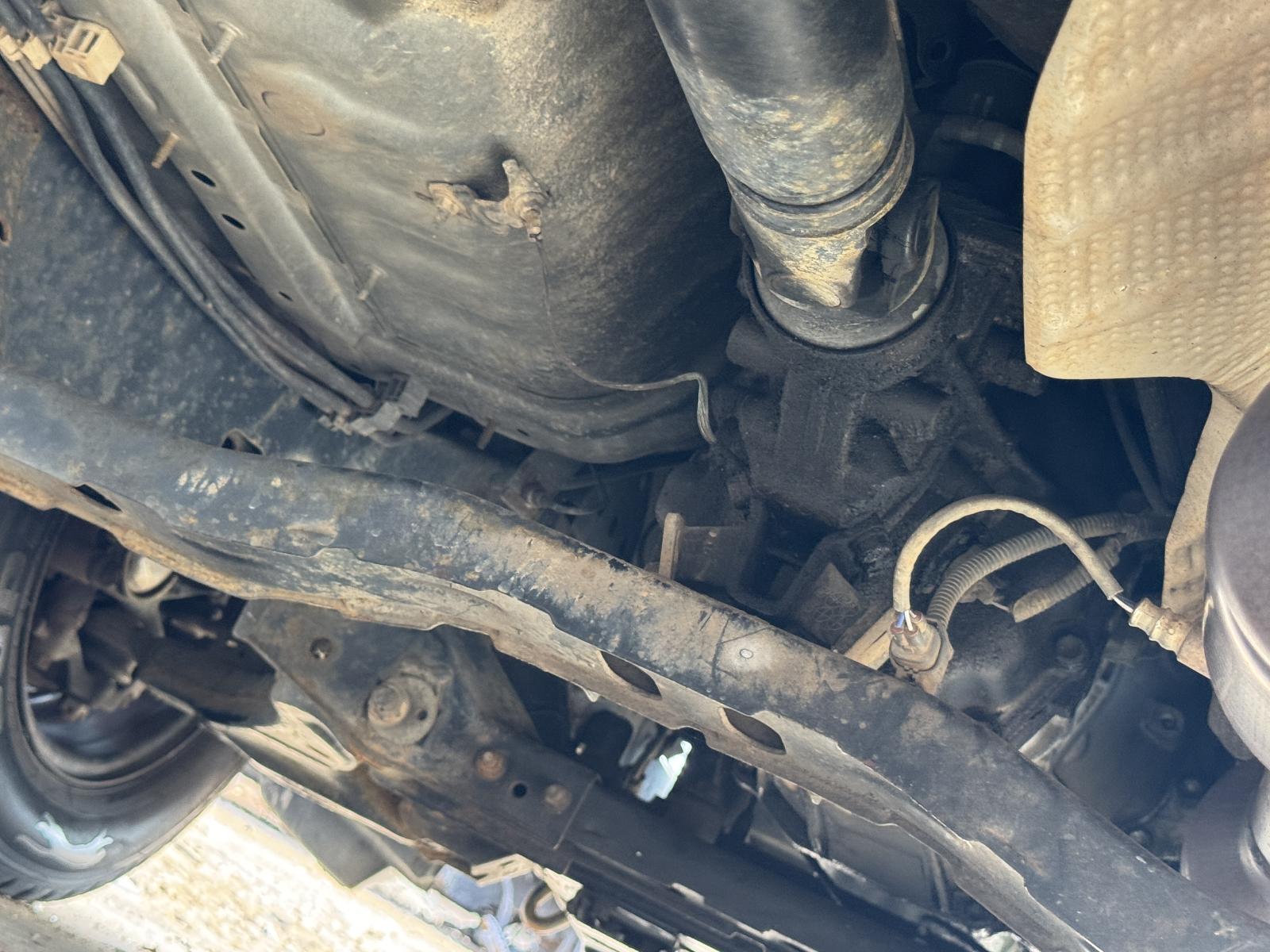 View TOYOTA HILUX 2010 2 Door Utility Breaking