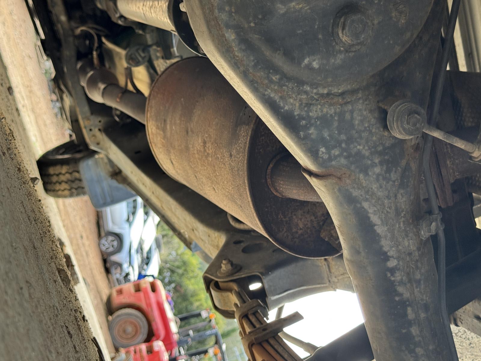 View TOYOTA HILUX 2010 2 Door Utility Breaking