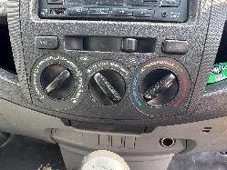 View TOYOTA HILUX 2010 2 Door Utility Breaking