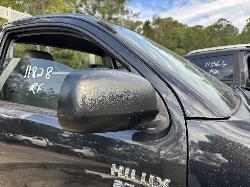 View TOYOTA HILUX 2010 2 Door Utility Breaking