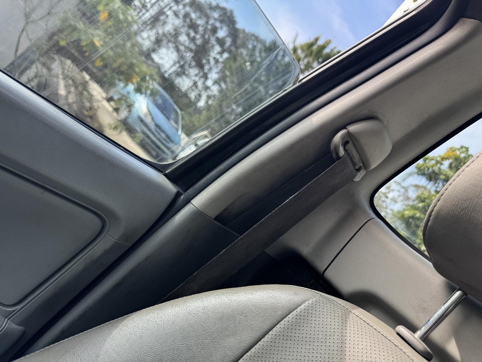 View TOYOTA HILUX 2010 2 Door Utility Breaking