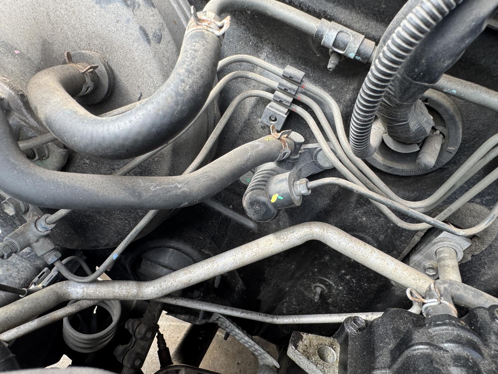 View TOYOTA HILUX 2010 2 Door Utility Breaking