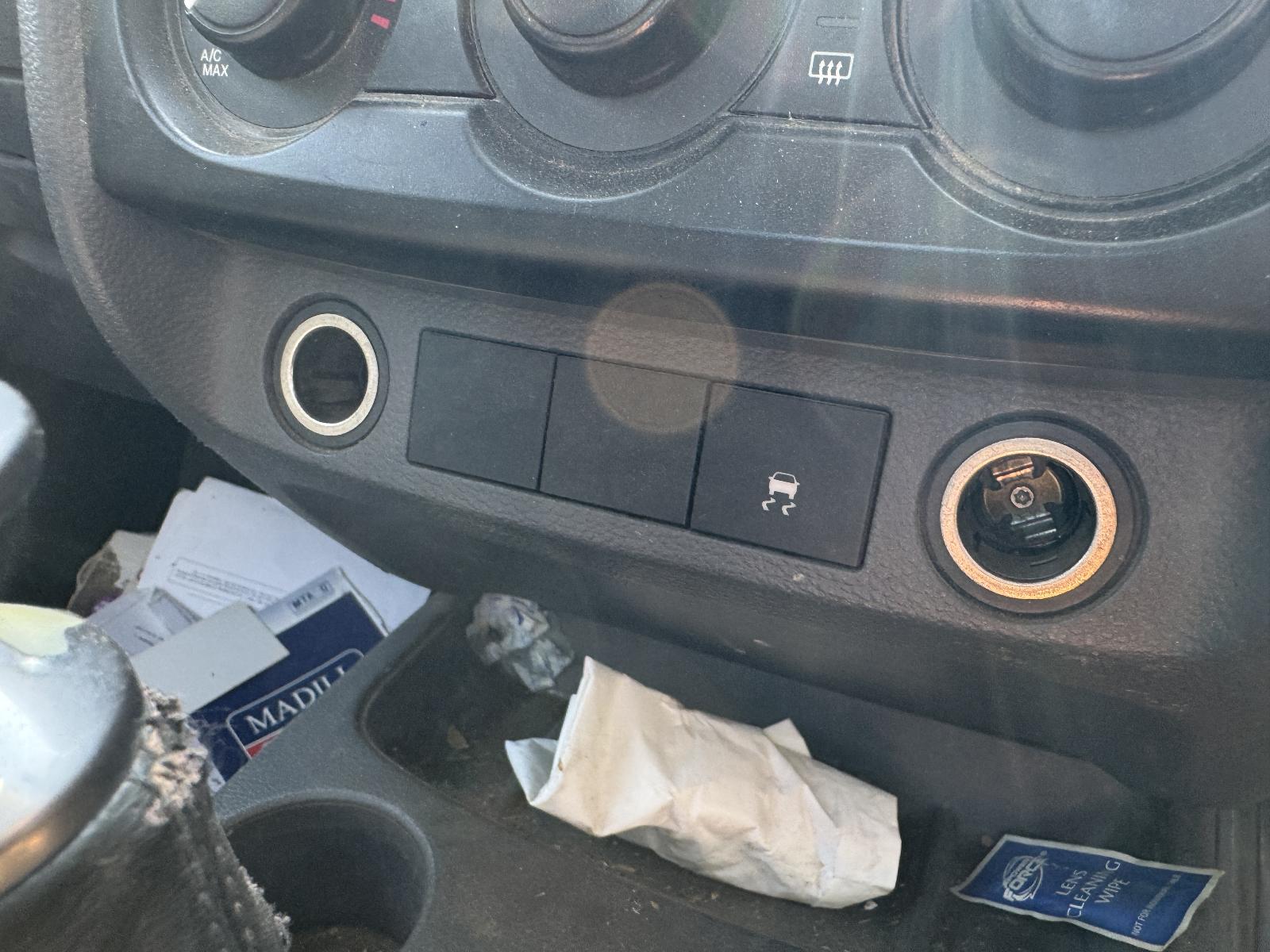 View MAZDA BT50 2013 2 Door Utility Breaking