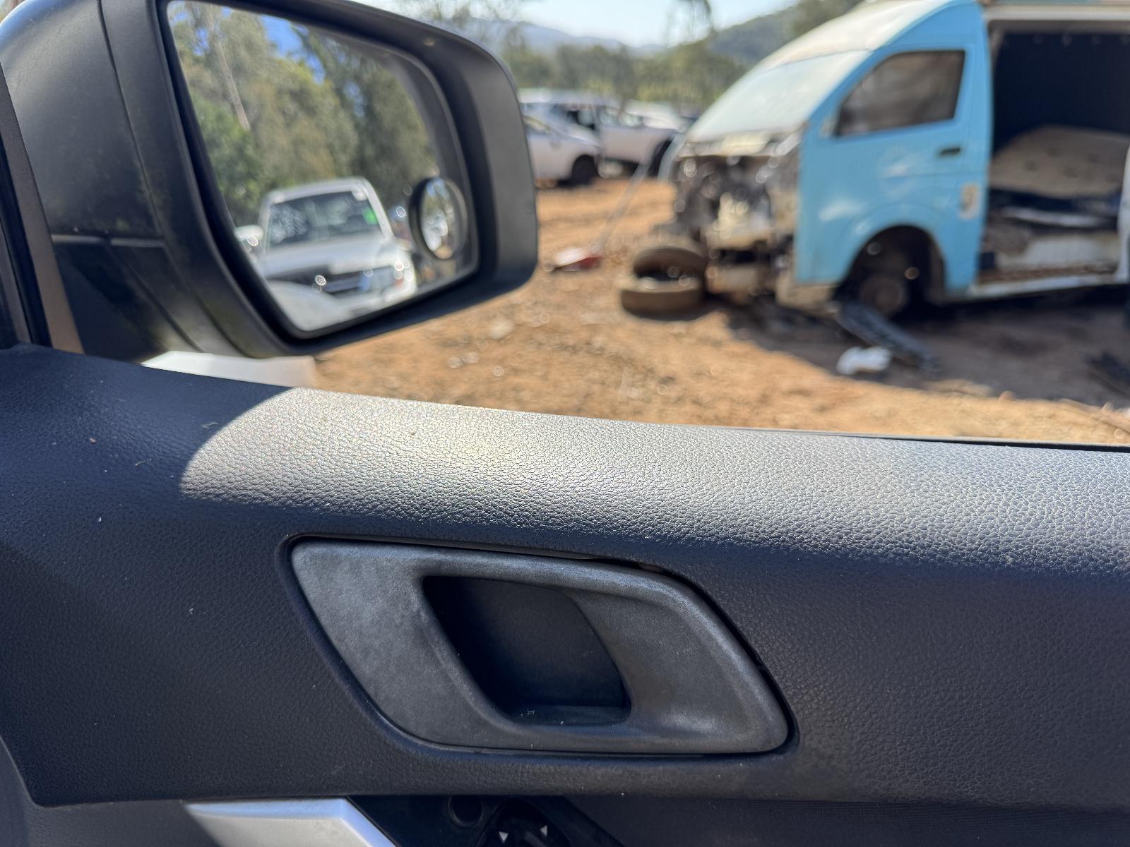 View MAZDA BT50 2013 2 Door Utility Breaking