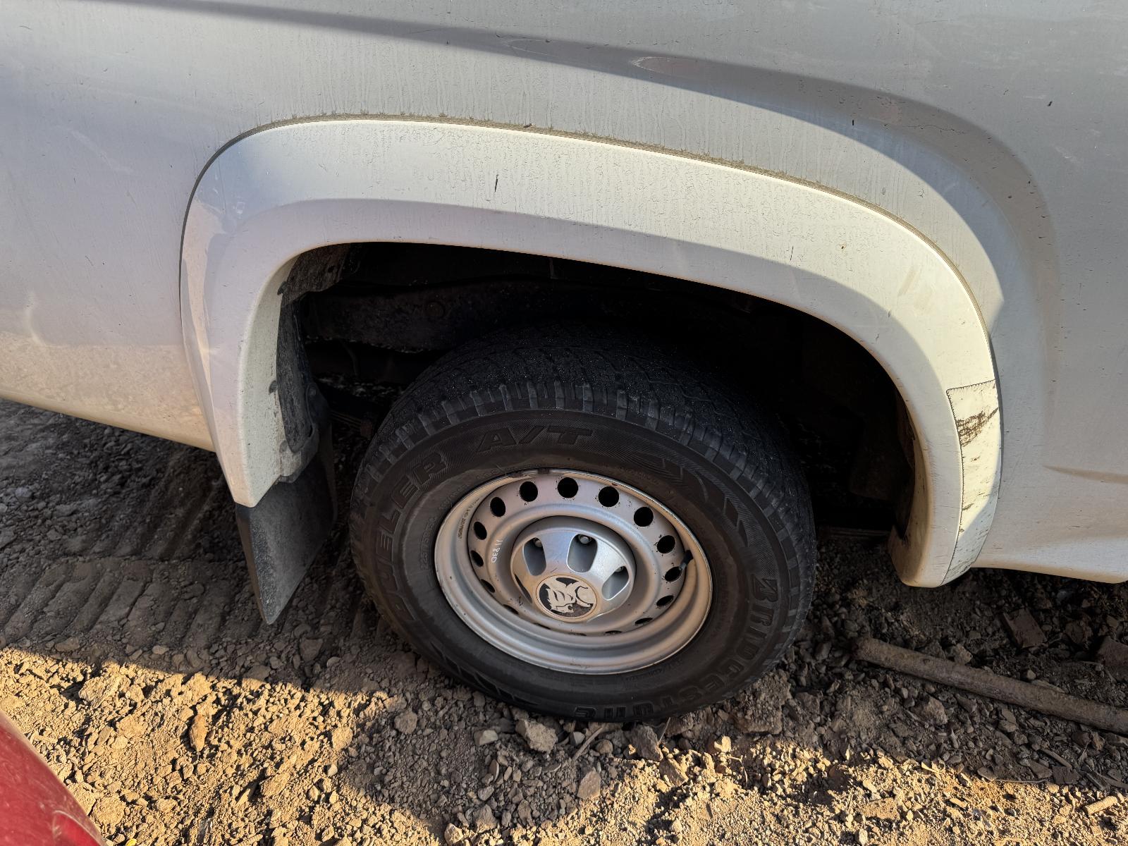 View HOLDEN COLORADO 2010 2 Door Utility Breaking