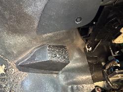View HOLDEN COLORADO 2010 2 Door Utility Breaking