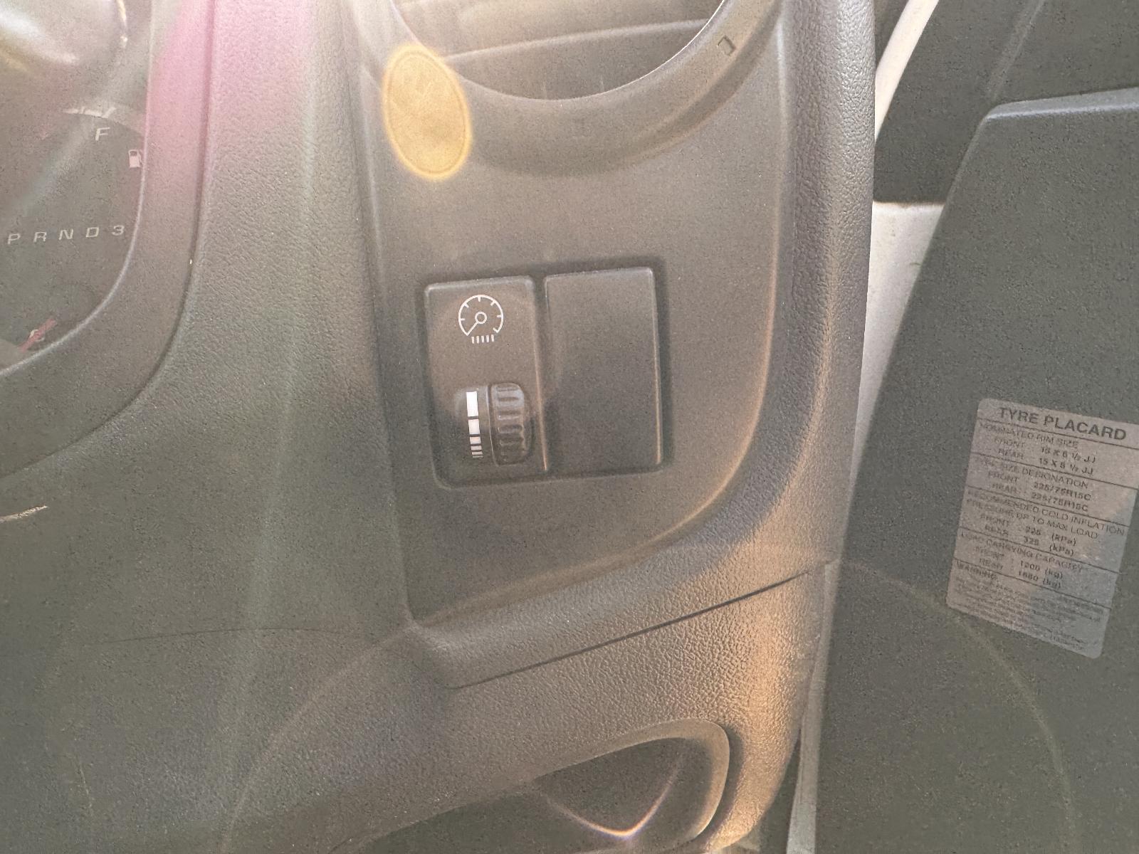 View HOLDEN COLORADO 2010 2 Door Utility Breaking