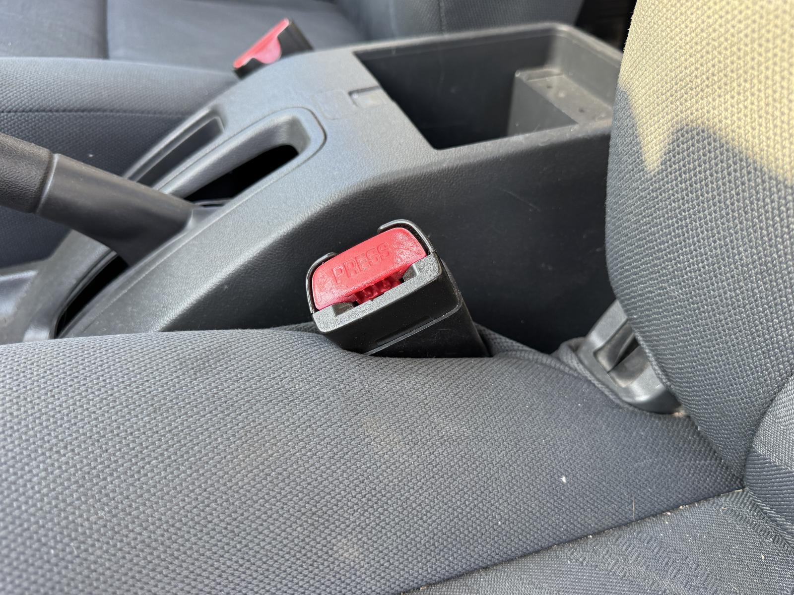 View HOLDEN COLORADO 2010 2 Door Utility Breaking