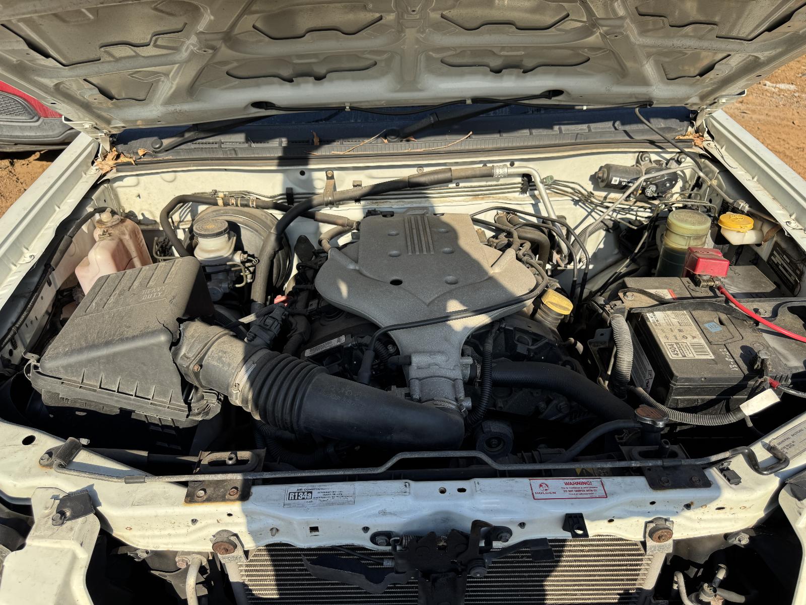 View HOLDEN COLORADO 2010 2 Door Utility Breaking