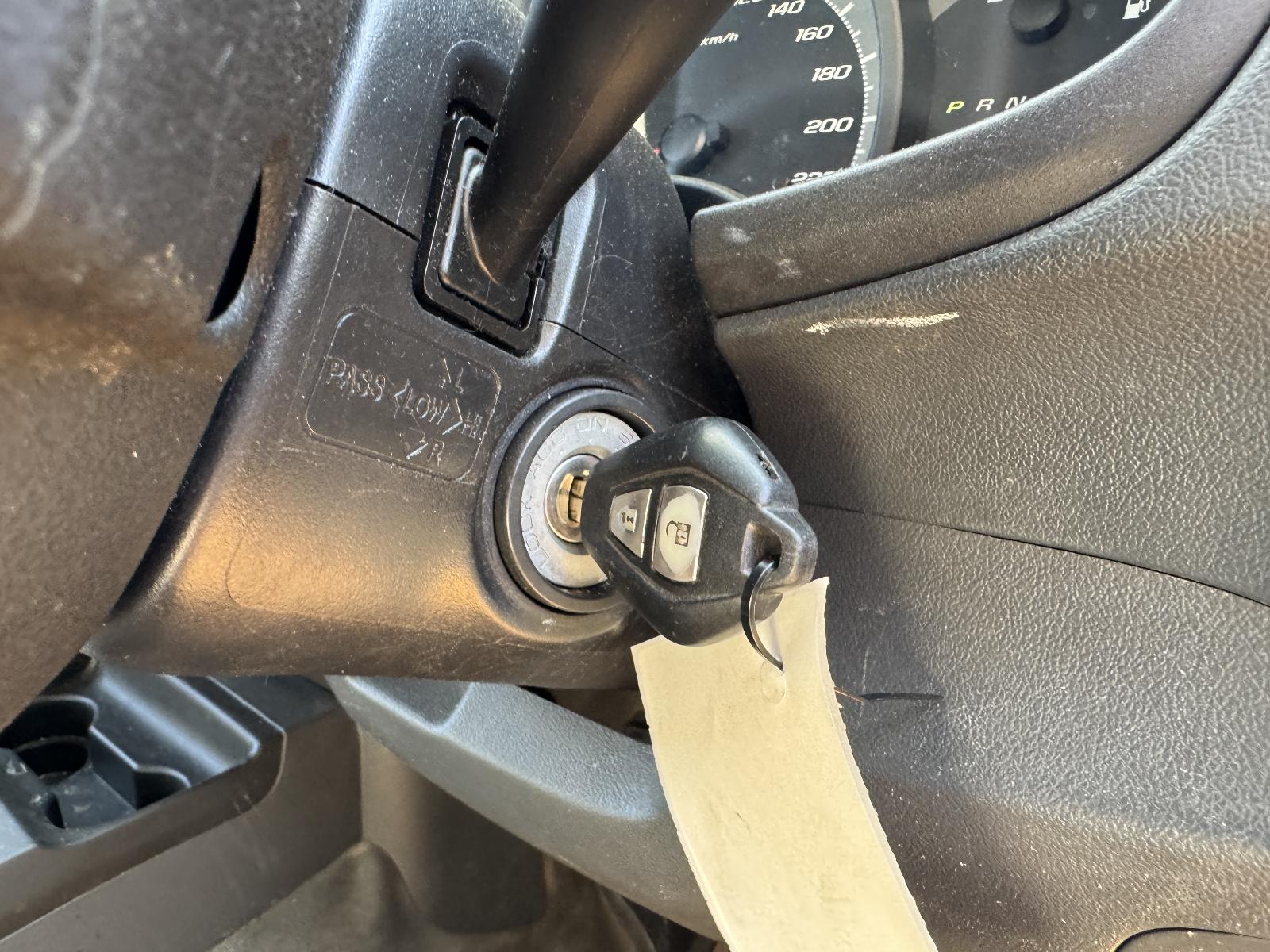 View HOLDEN COLORADO 2010 2 Door Utility Breaking
