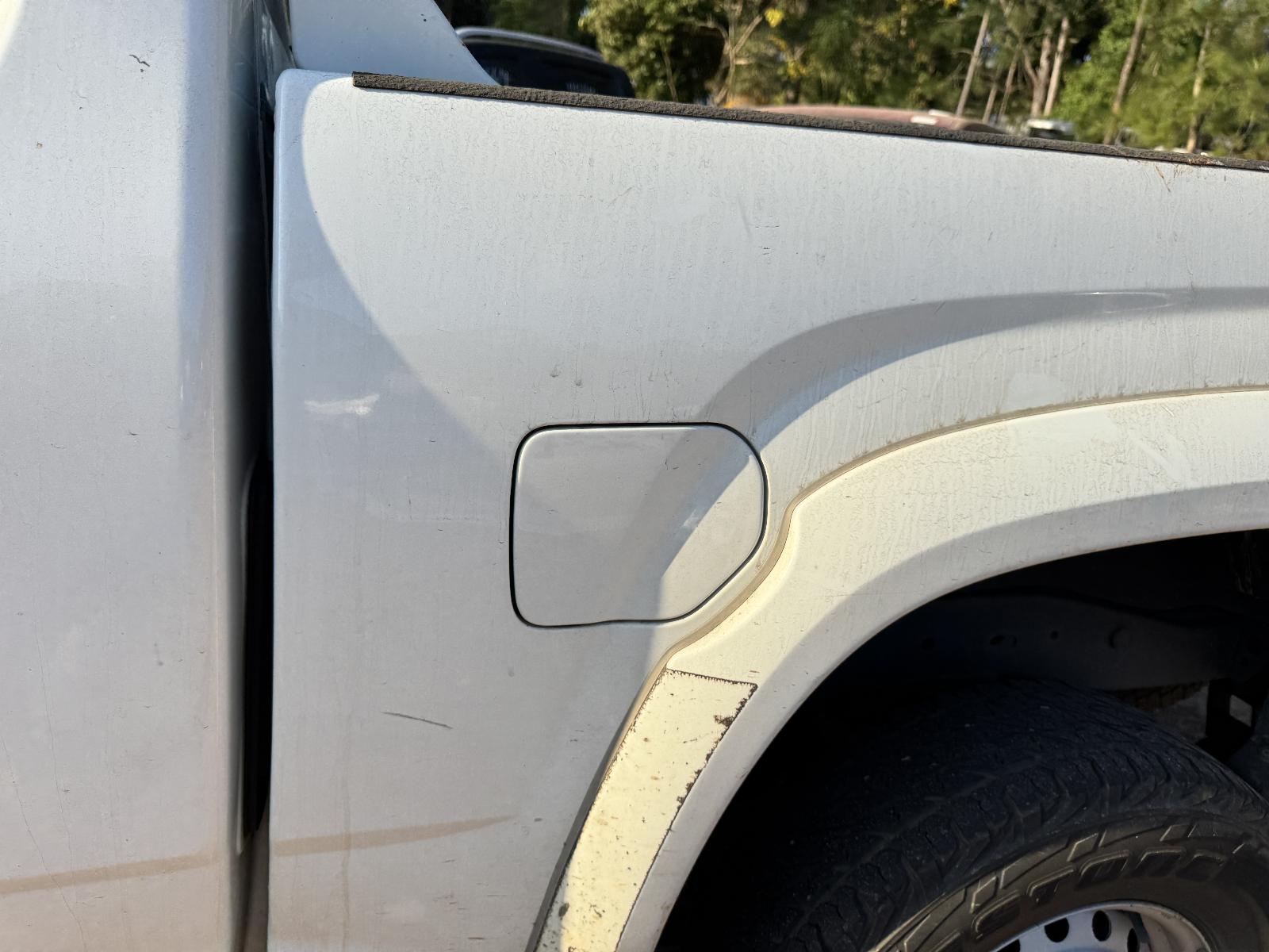 View HOLDEN COLORADO 2010 2 Door Utility Breaking