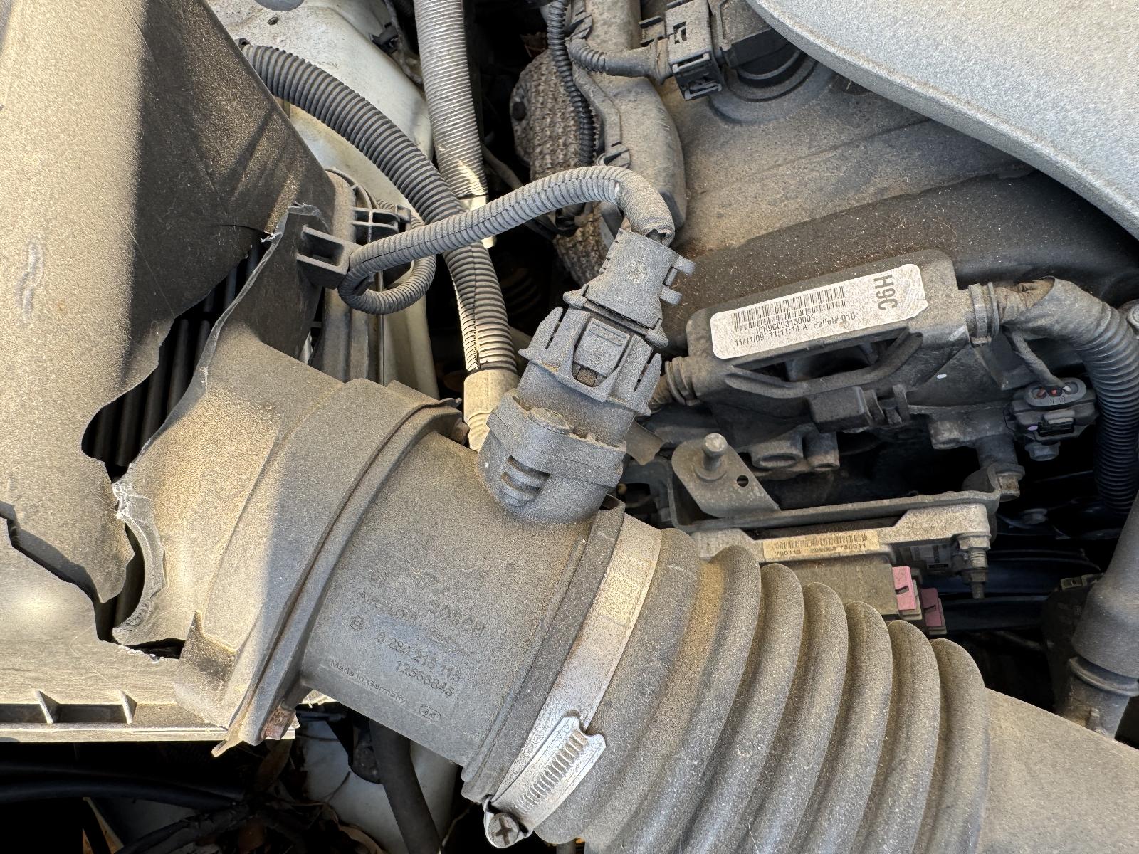View HOLDEN COLORADO 2010 2 Door Utility Breaking