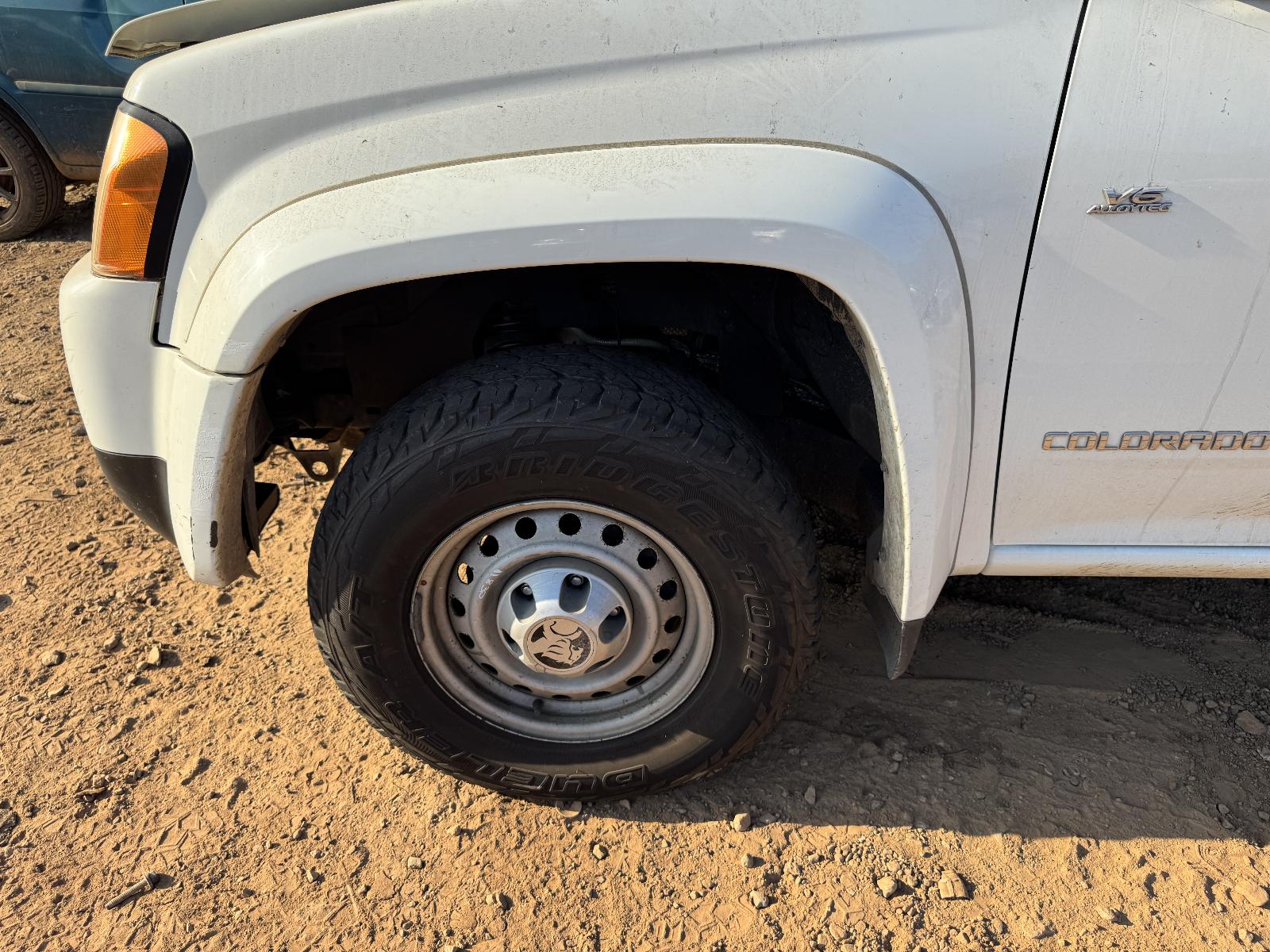 View HOLDEN COLORADO 2010 2 Door Utility Breaking