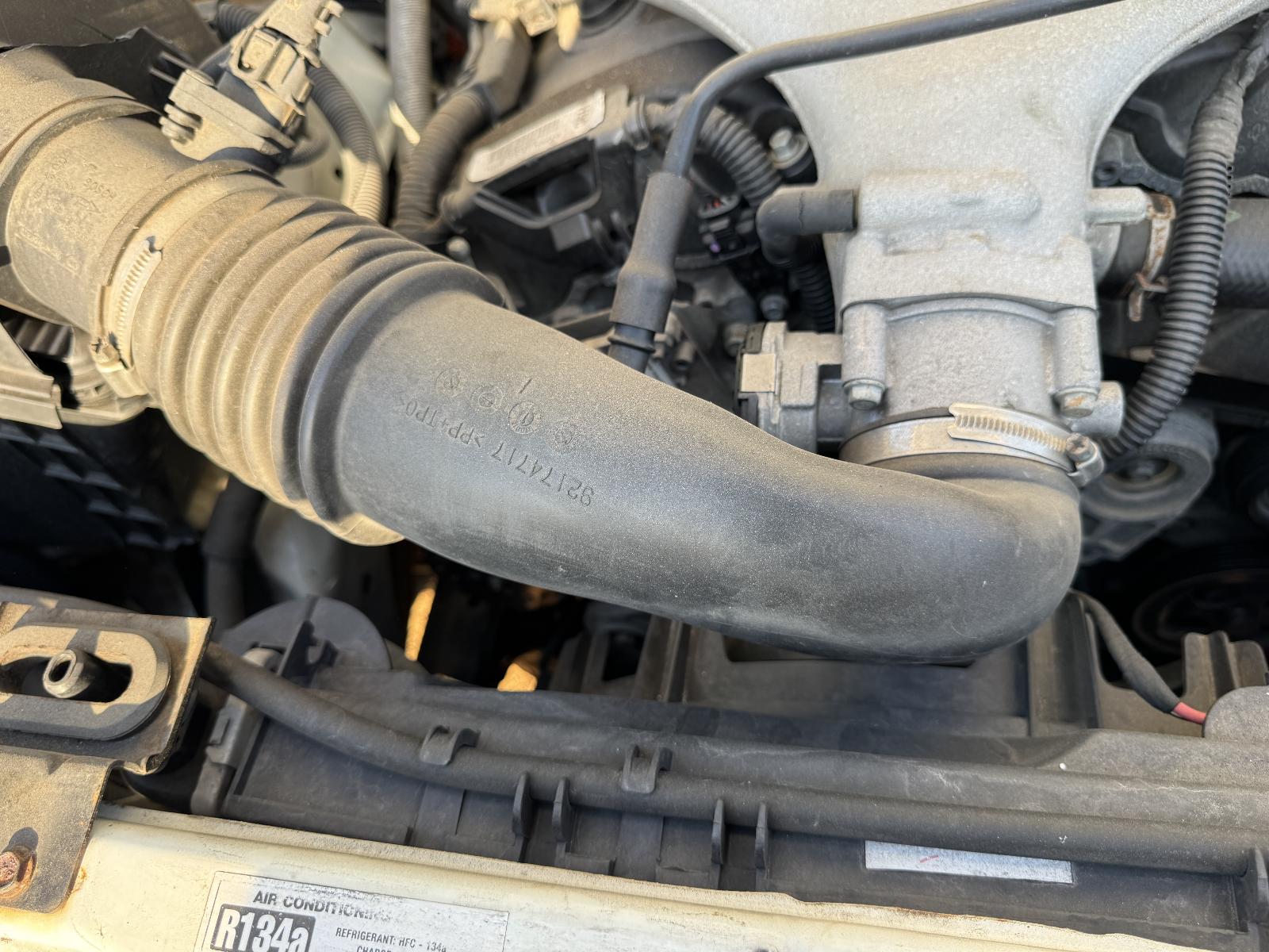 View HOLDEN COLORADO 2010 2 Door Utility Breaking