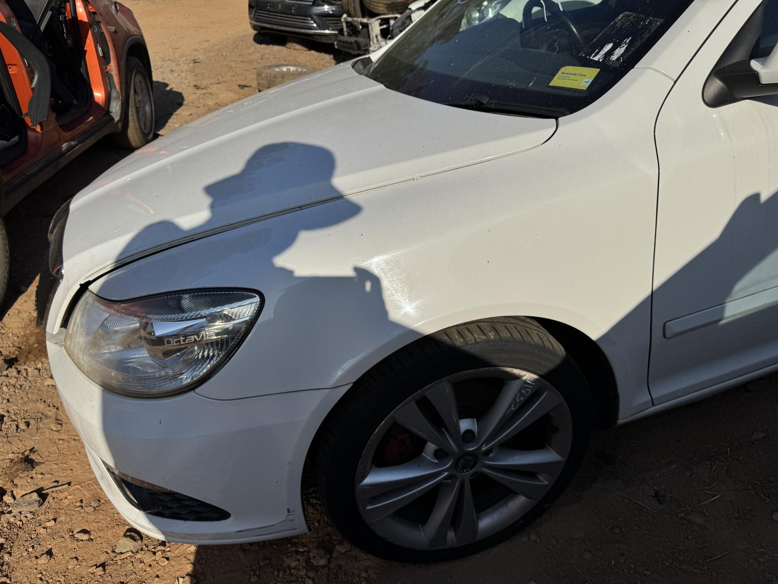 View SKODA OCTAVIA 2011 4 Door Station Wagon Breaking