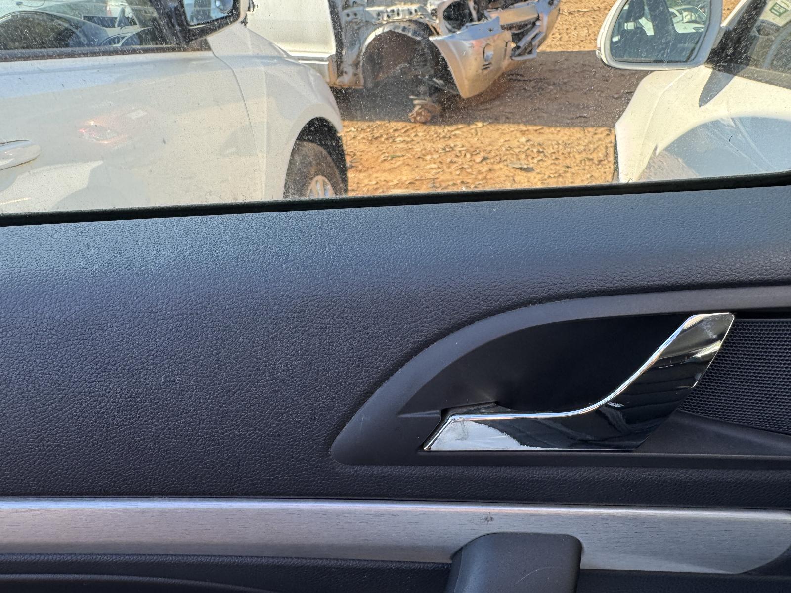 View SKODA OCTAVIA 2011 4 Door Station Wagon Breaking