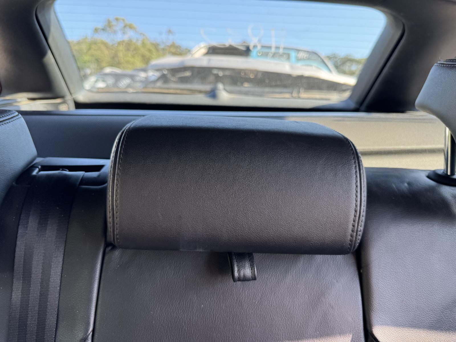 View SKODA OCTAVIA 2011 4 Door Station Wagon Breaking
