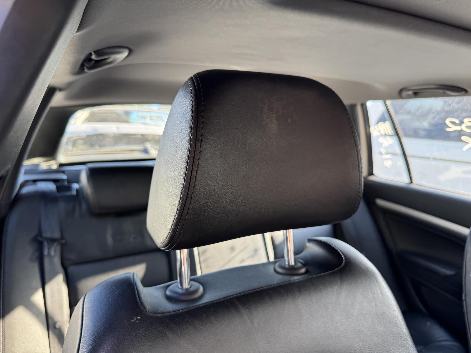 View SKODA OCTAVIA 2011 4 Door Station Wagon Breaking
