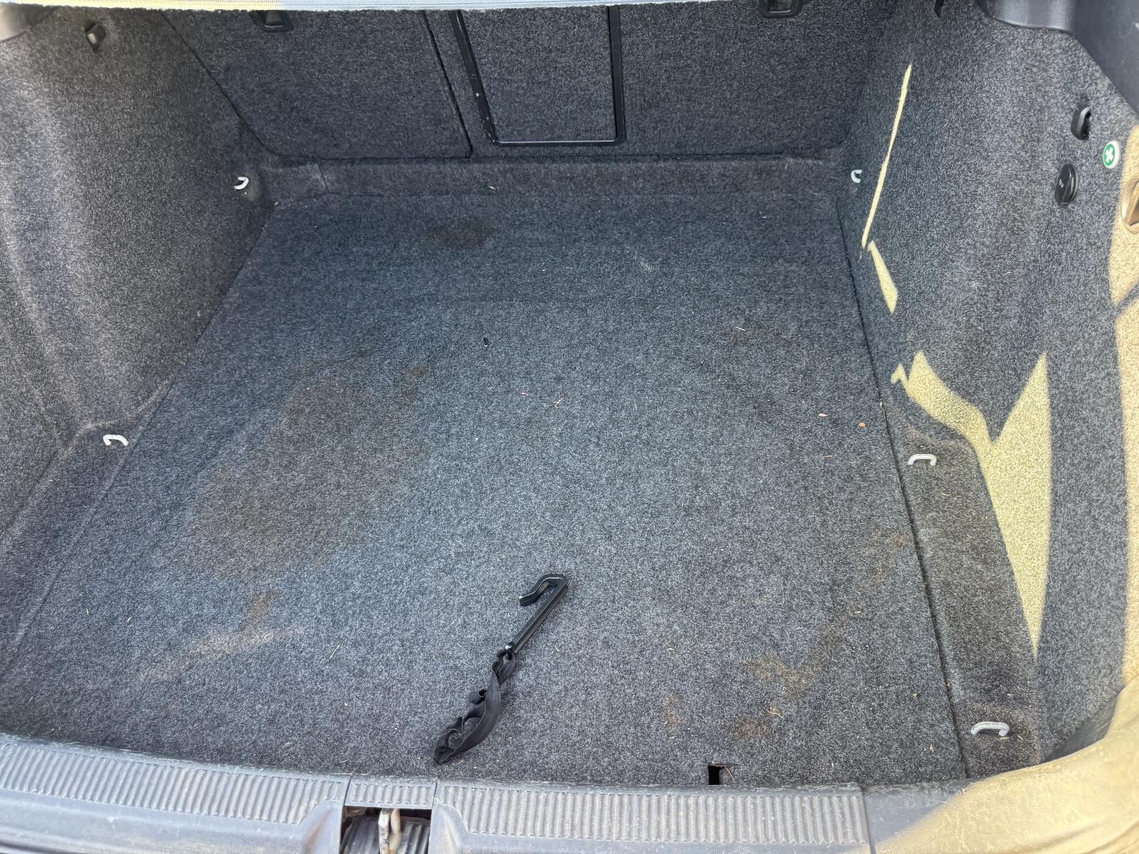 View SKODA OCTAVIA 2011 4 Door Station Wagon Breaking
