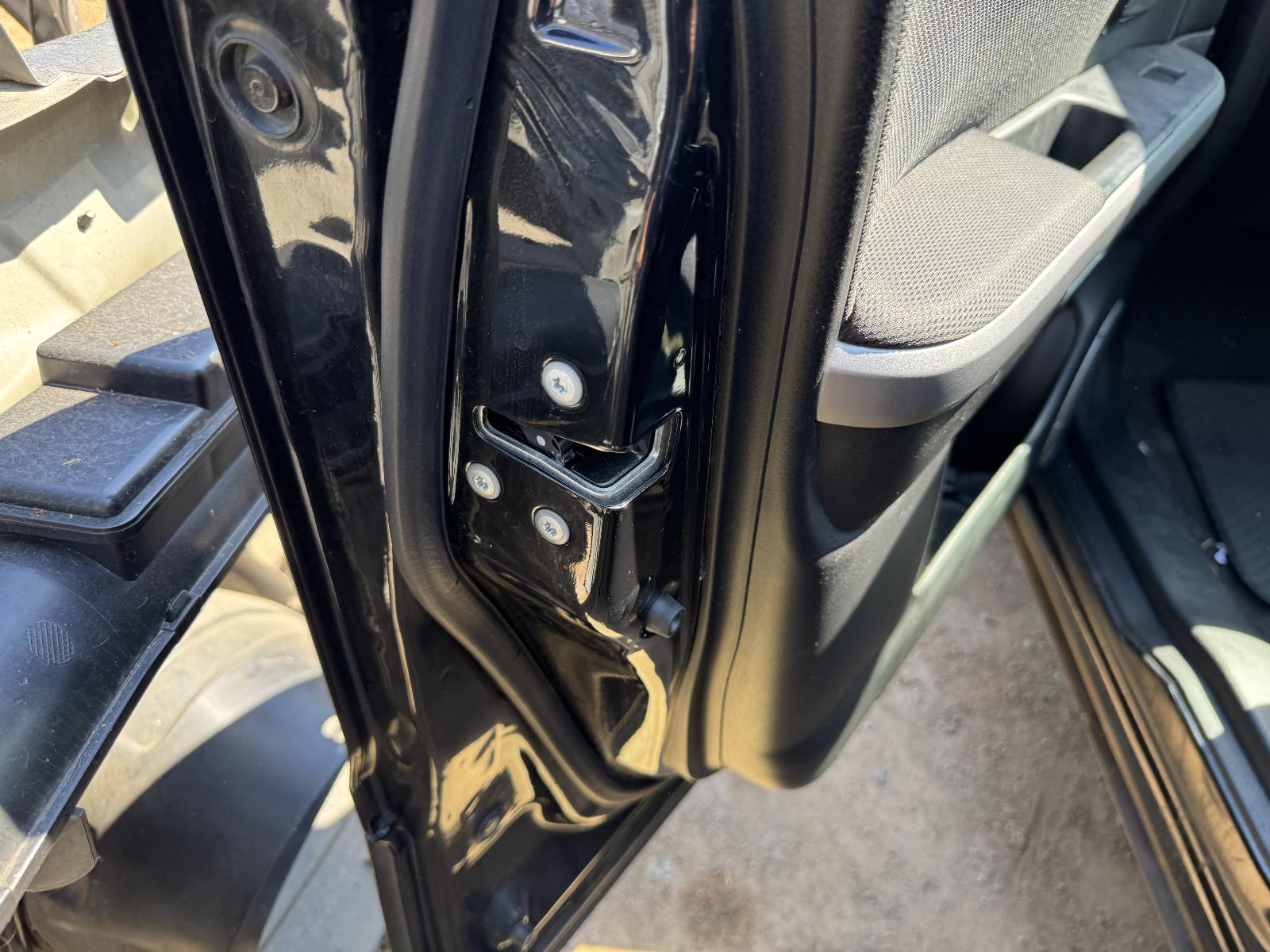 View SUZUKI VITARA 2008 4 Door Station Wagon Breaking