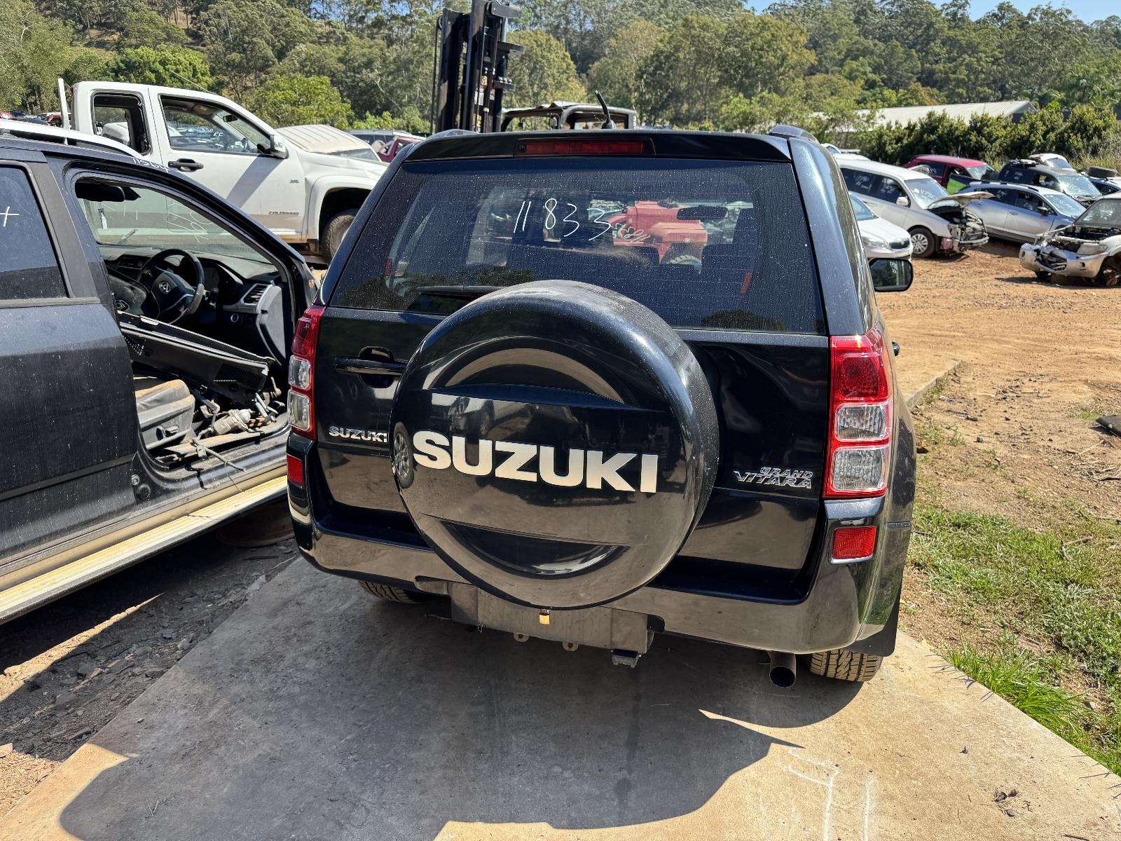 View SUZUKI VITARA 2008 4 Door Station Wagon Breaking