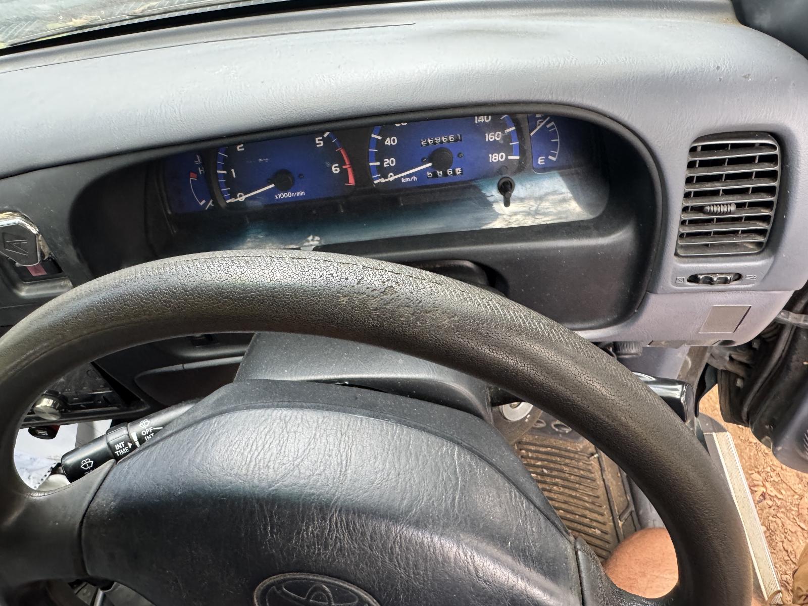 View Auto part Engine TOYOTA HILUX 2003