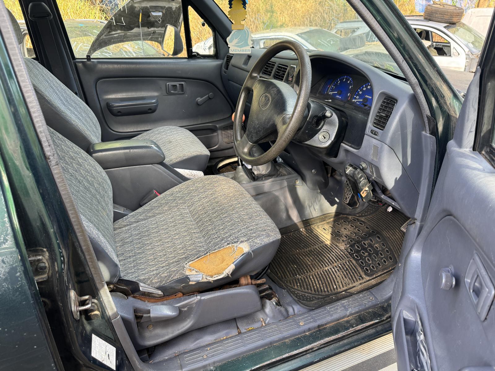 View Auto part Engine TOYOTA HILUX 2003