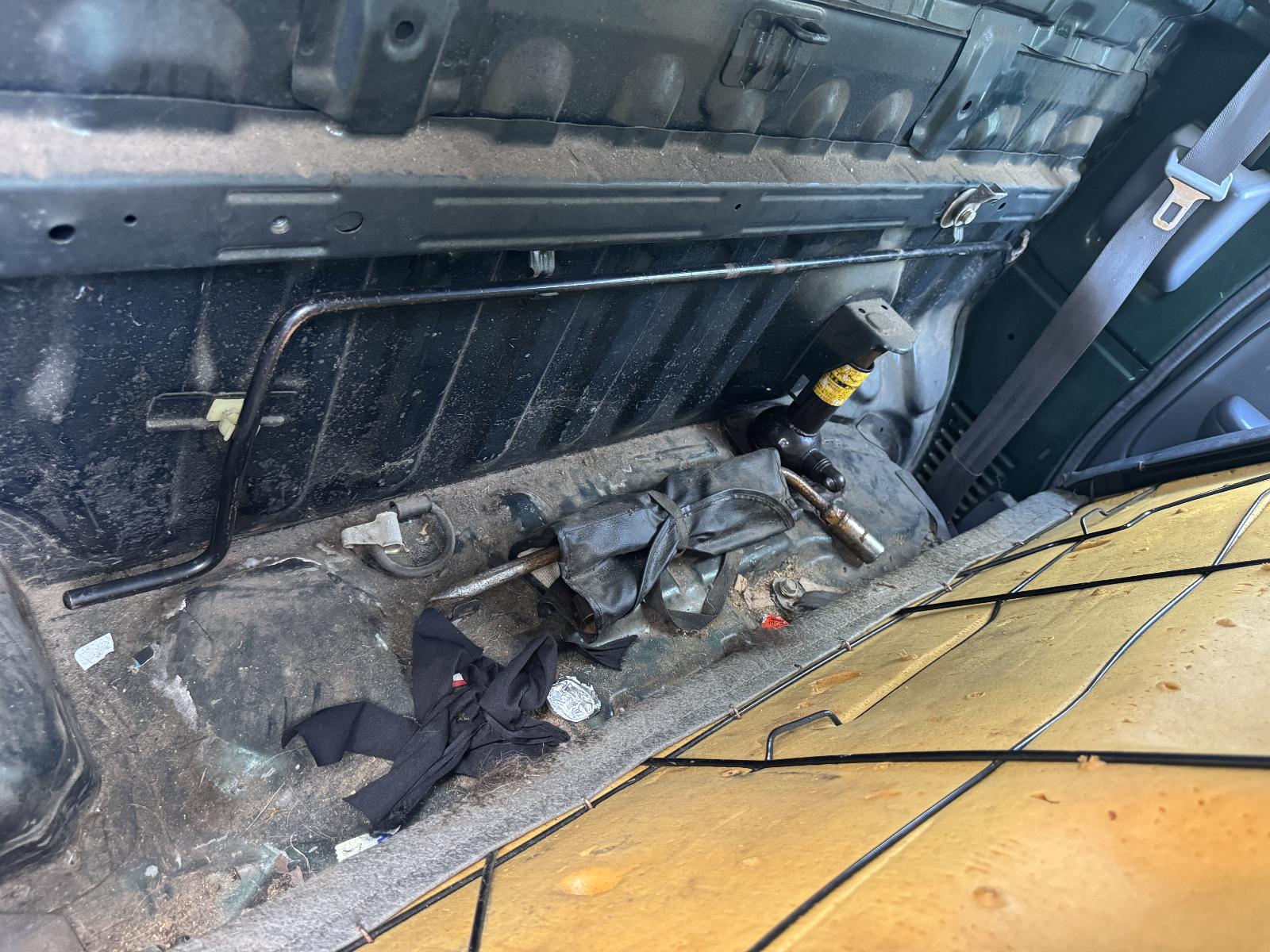 View Auto part Engine TOYOTA HILUX 2003
